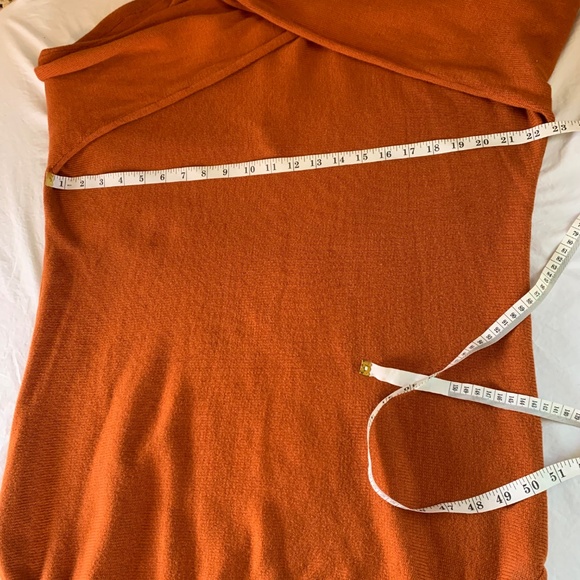 Michael Kors Burnt Orange Knit Sweater Gold Back Zipper Women’s Size Large - Picture 8 of 9